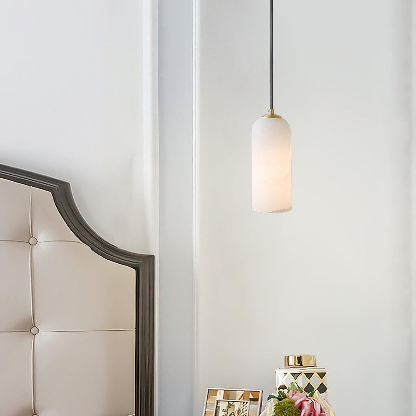Nordic Modern Alabaster Monty Pendant Light