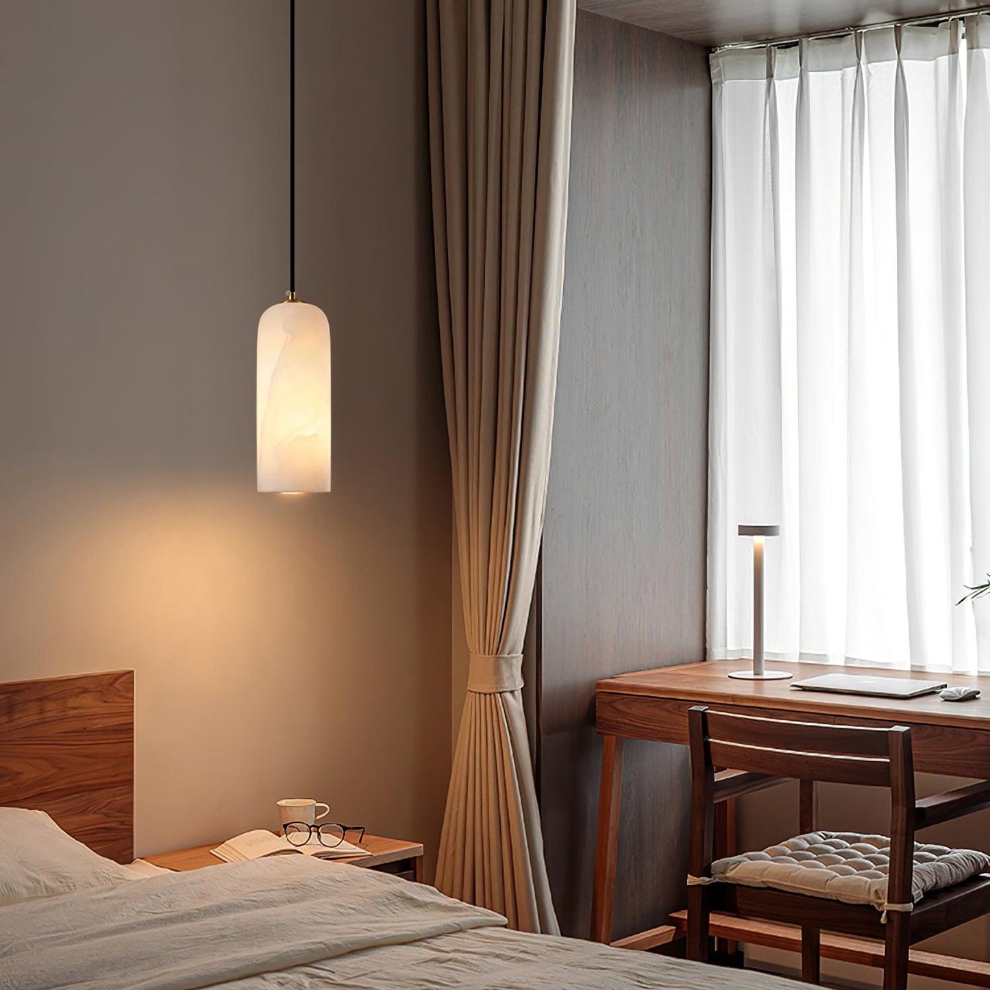 Nordic Modern Alabaster Monty Pendant Light