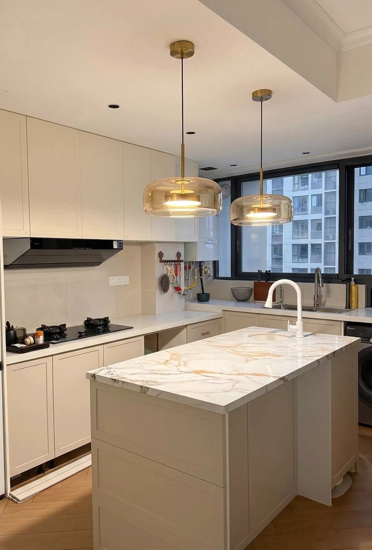 Retro Hailie Modern Glass LED Pendant Light real product photo 4