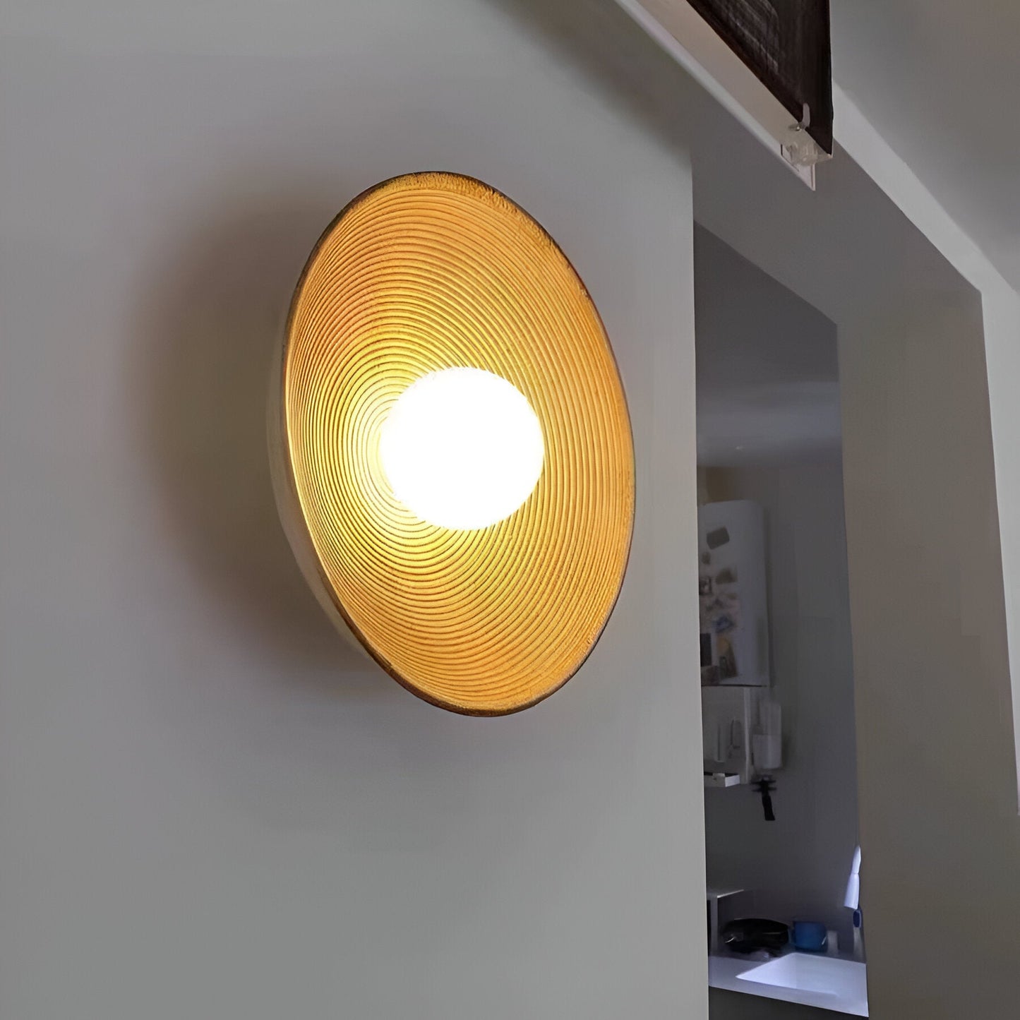 Retro Ceramic Style Resin Round Japandi LED Wall Light