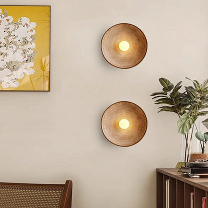Retro Ceramic Style Resin Round Japandi LED Wall Light